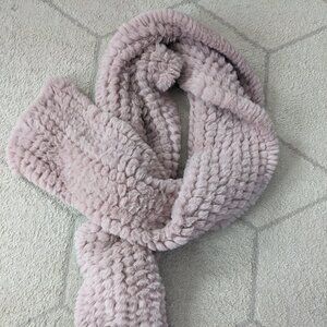 Christian Siriano Scarf pink